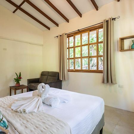 Villa Pina Dorada Dependencia Del Hotel Casa Merlin Puerto Viejo de Talamanca Dış mekan fotoğraf