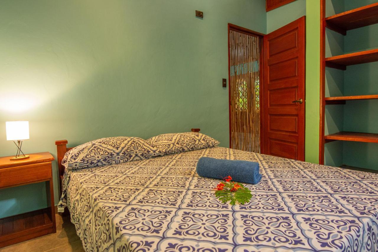 Villa Pina Dorada Dependencia Del Hotel Casa Merlin Puerto Viejo de Talamanca Dış mekan fotoğraf