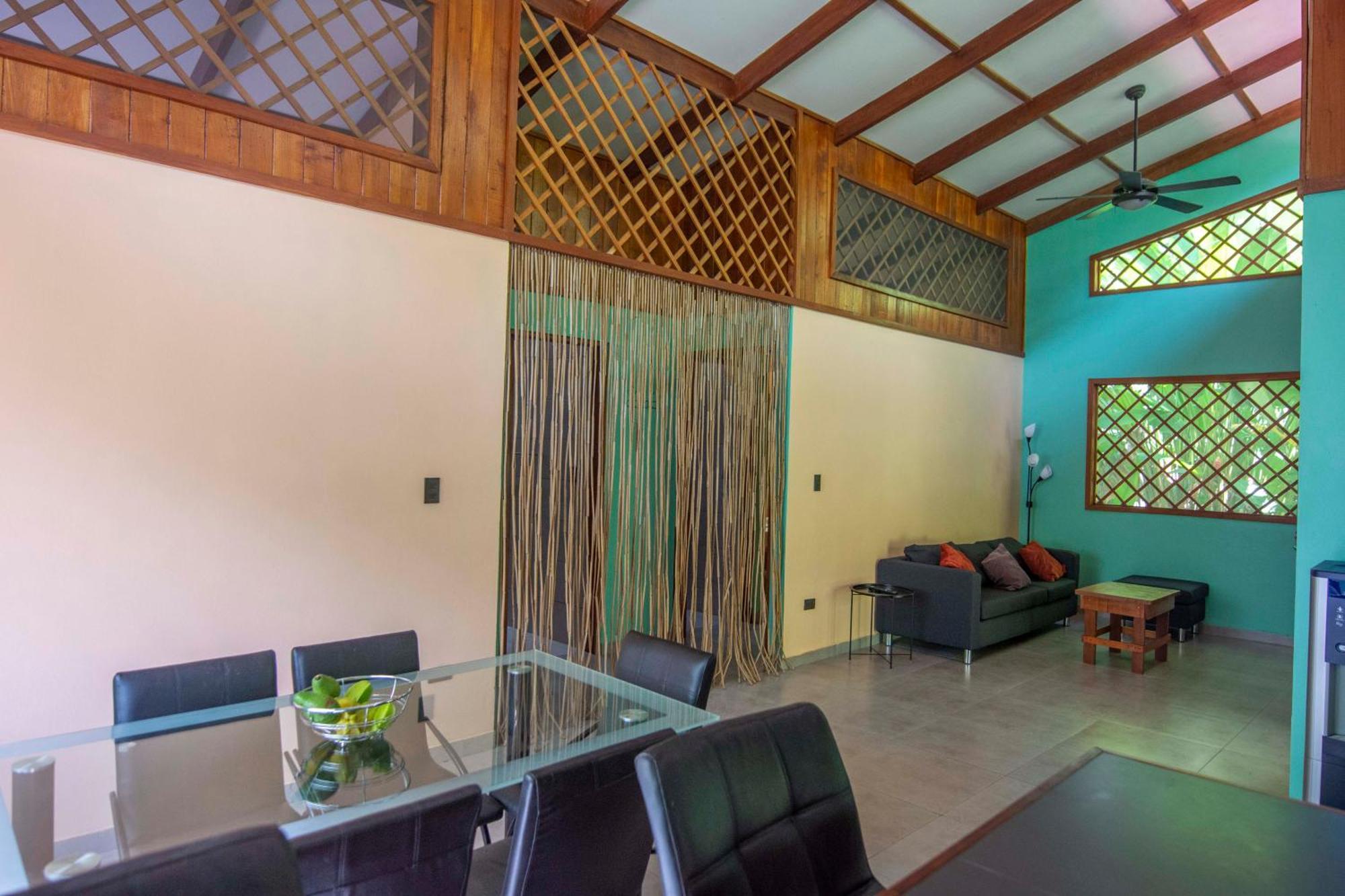 Villa Pina Dorada Dependencia Del Hotel Casa Merlin Puerto Viejo de Talamanca Dış mekan fotoğraf