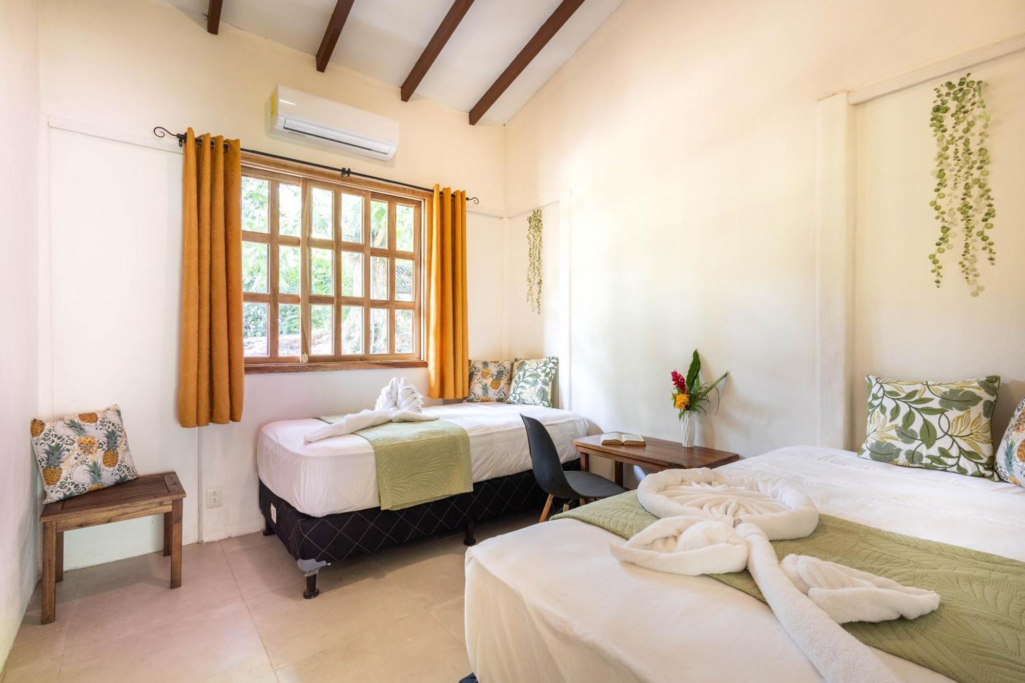 Villa Pina Dorada Dependencia Del Hotel Casa Merlin Puerto Viejo de Talamanca Dış mekan fotoğraf